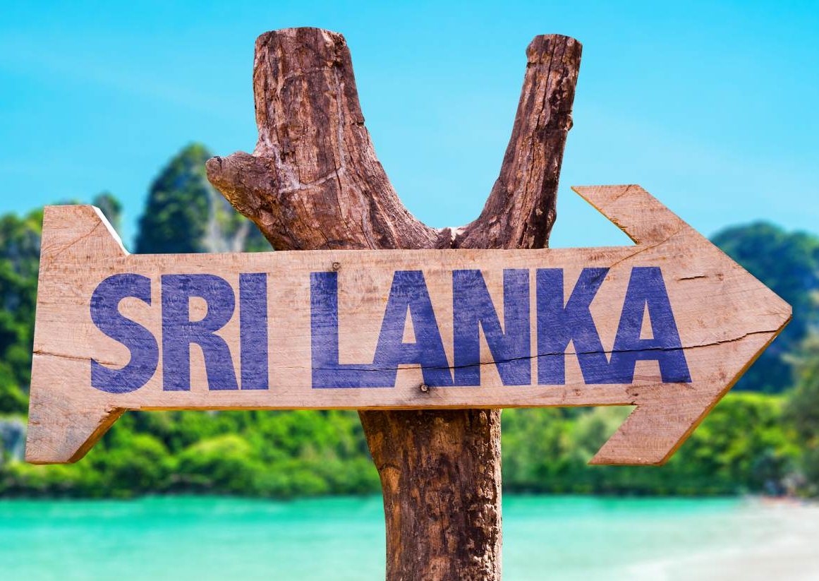 Who can apply for dual citizenship in Sri Lanka?